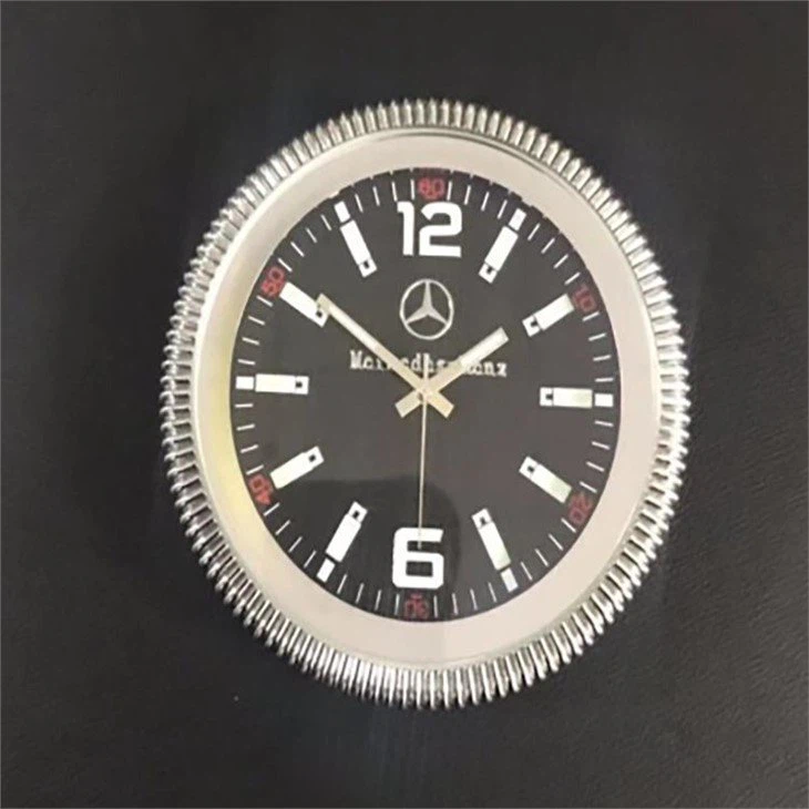 luxury vip design car clock