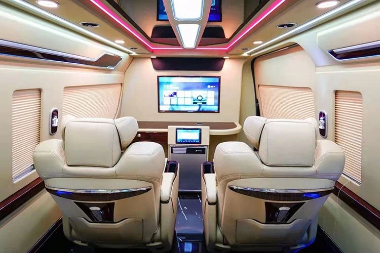 Toyota Hiace modifye machin komèsyal yo